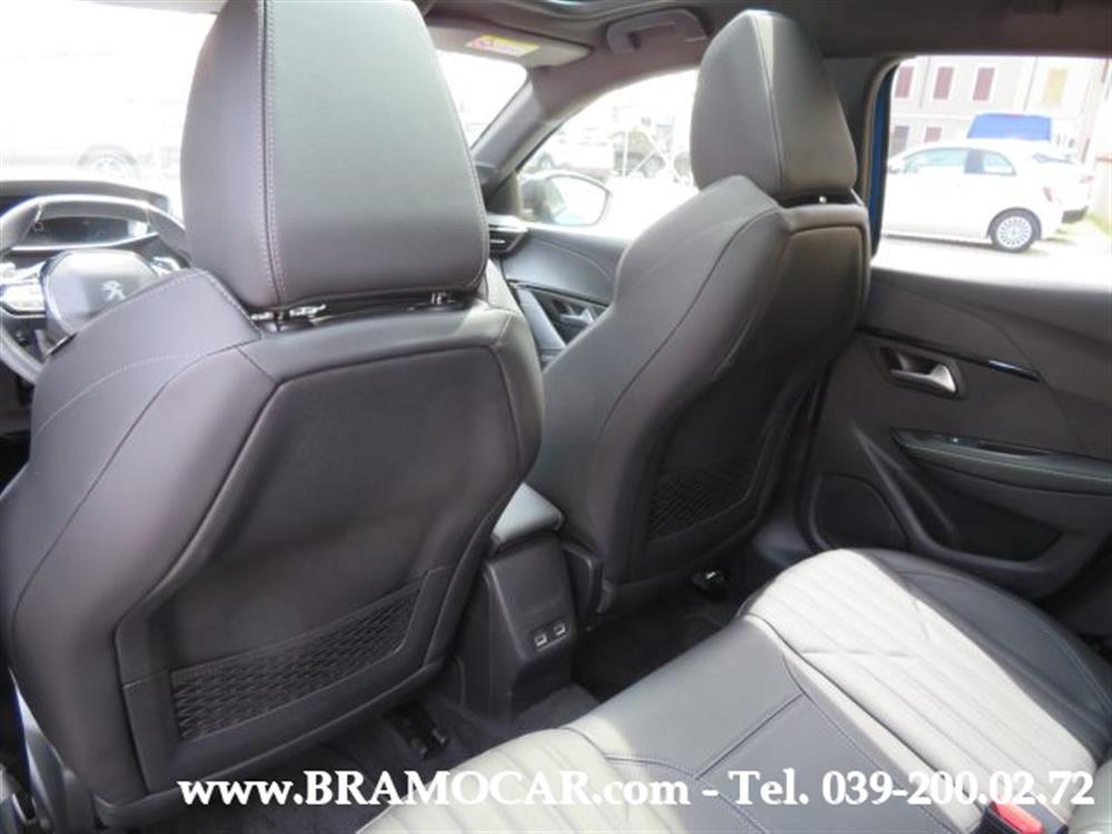 208 208 GT PACK 130cv PURETE