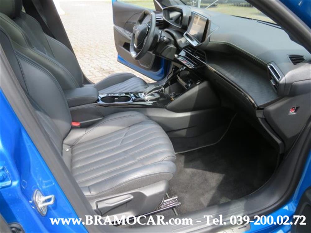 208 208 GT PACK 130cv PURETE