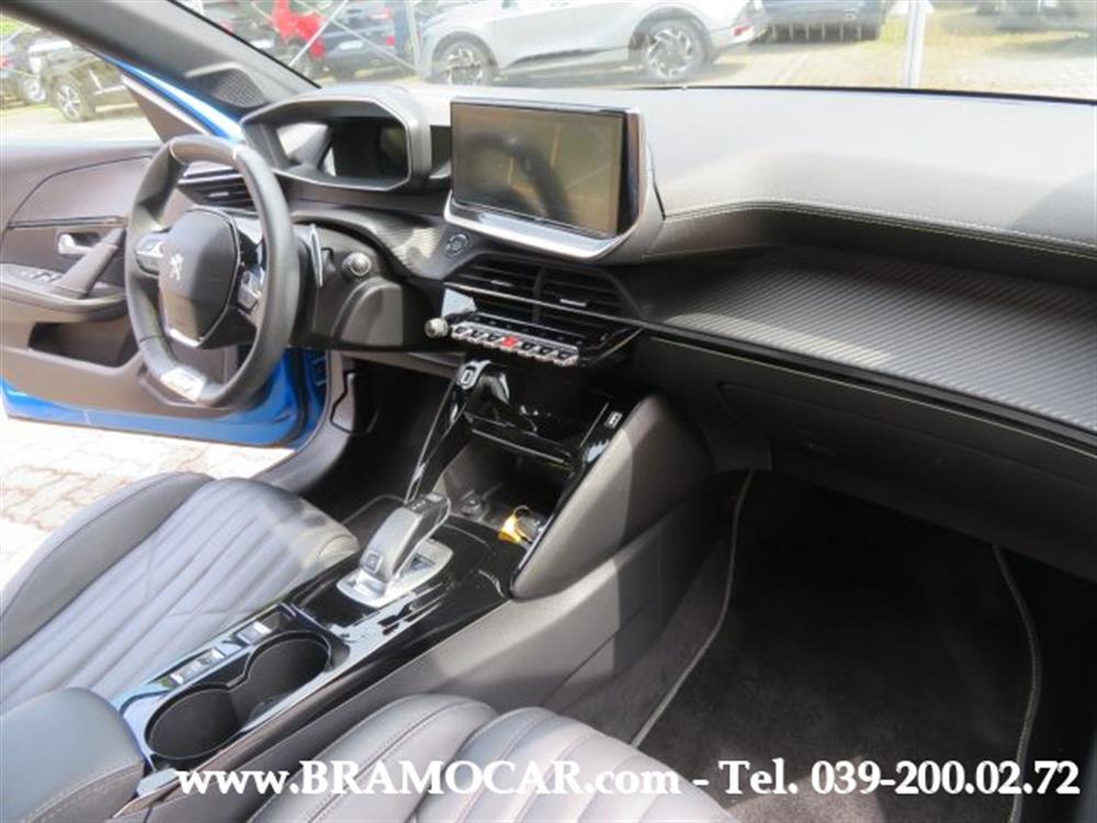 208 208 GT PACK 130cv PURETE
