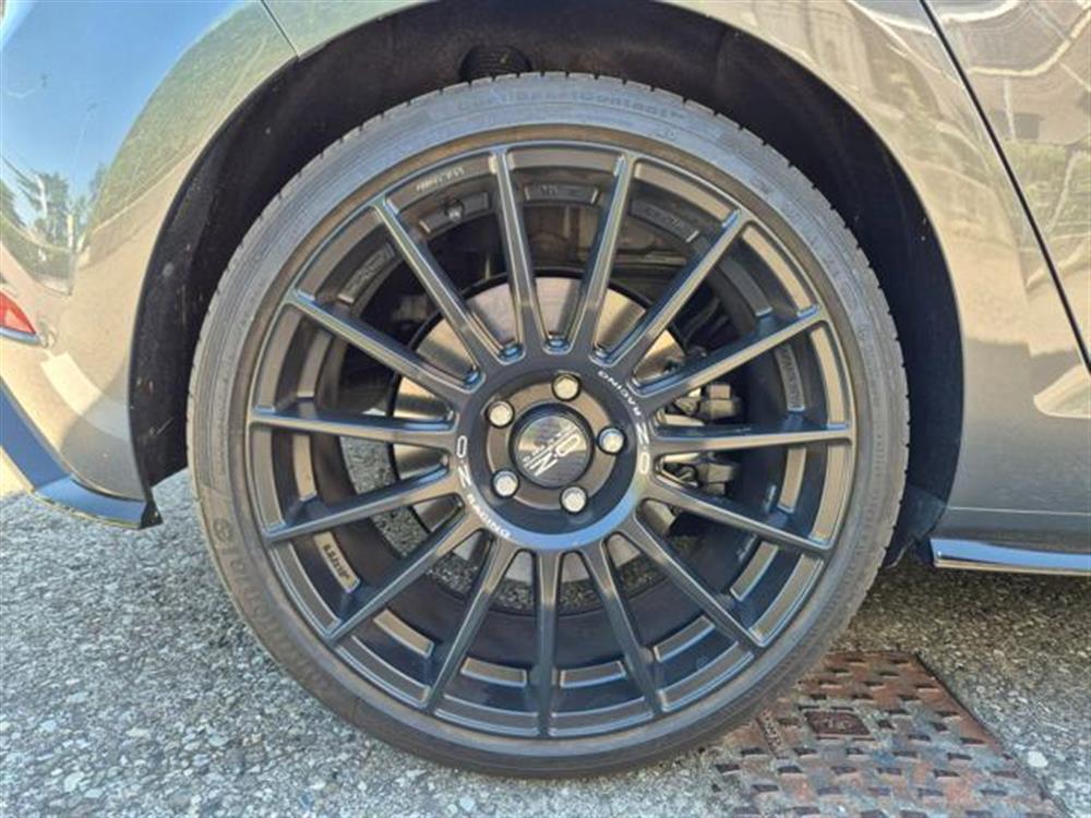 Golf R Golf R 2.0 TSI 4MOTION 5p.