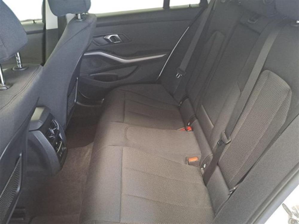 320 320 d 48V xDrive Touring