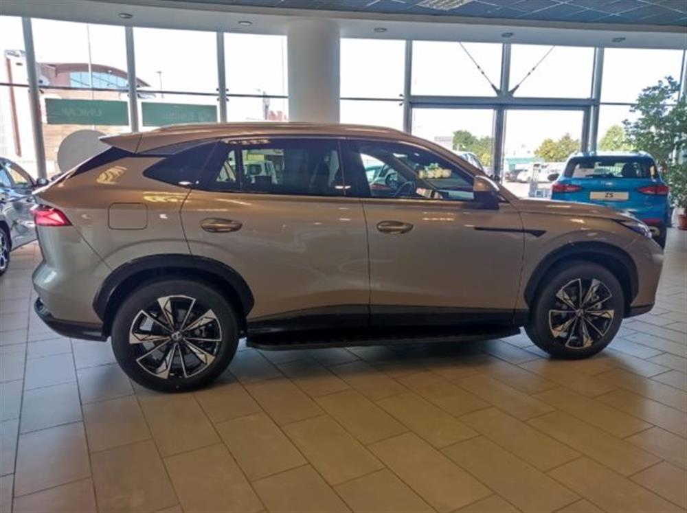 HS HS PHEV Luxury