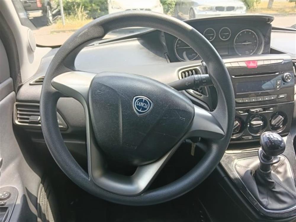 Ypsilon Ypsilon 0.9 TwinAir 85 CV 5