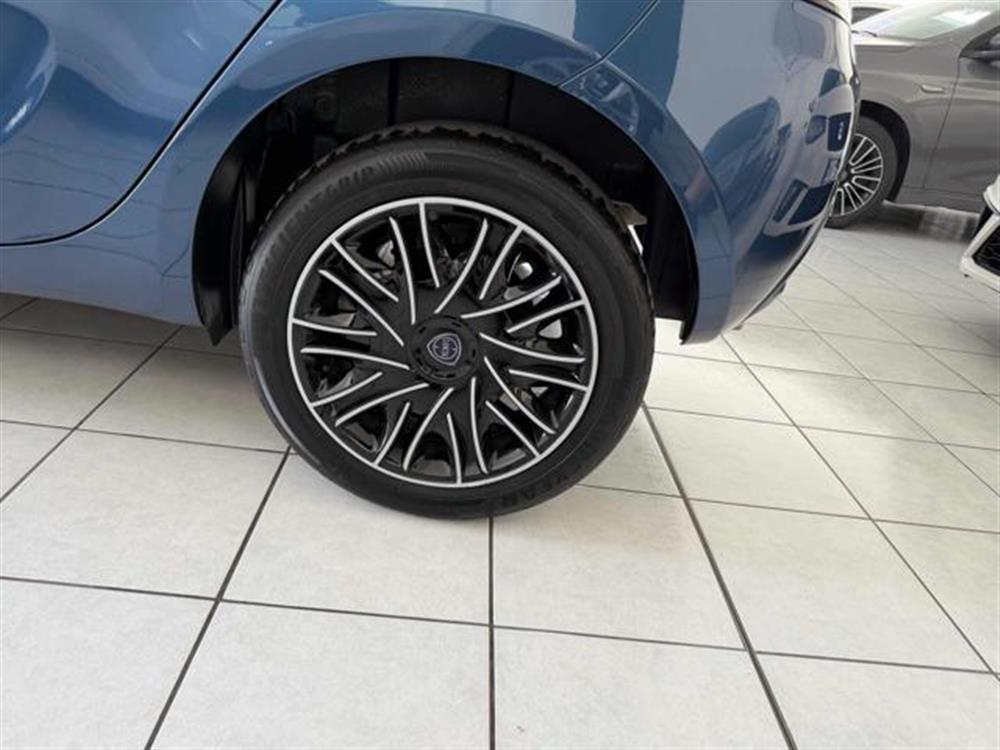 Ypsilon Ypsilon 1.0 FireFly 5 porte