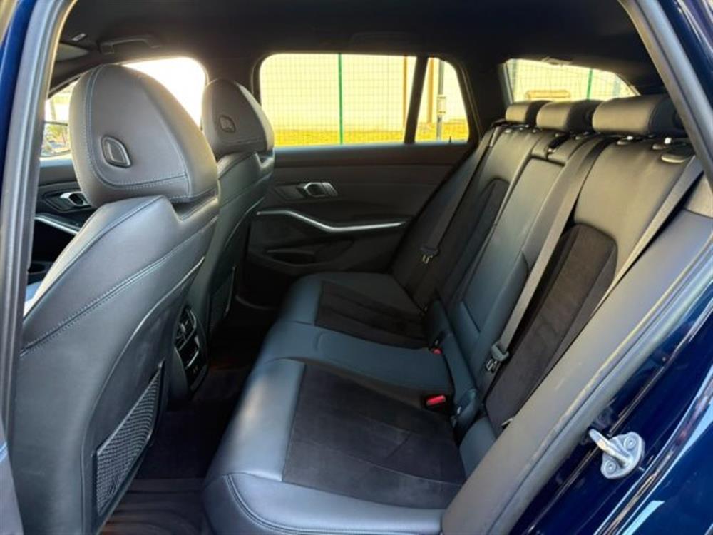 318 318 d 48V Touring Msport