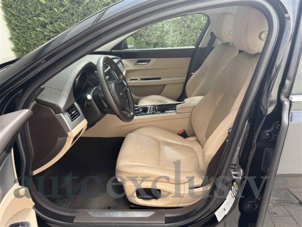 XF XF 2.0 D 180 CV aut. Pr