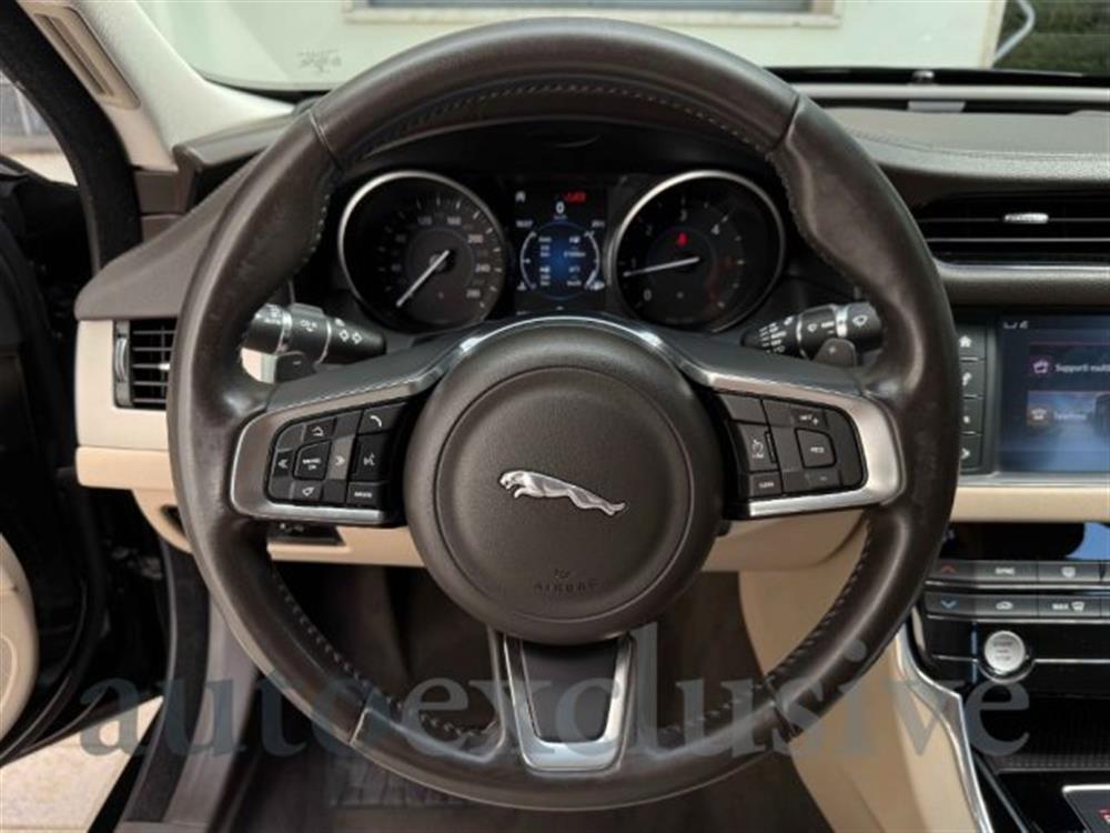 XF XF 2.0 D 180 CV aut. Pr