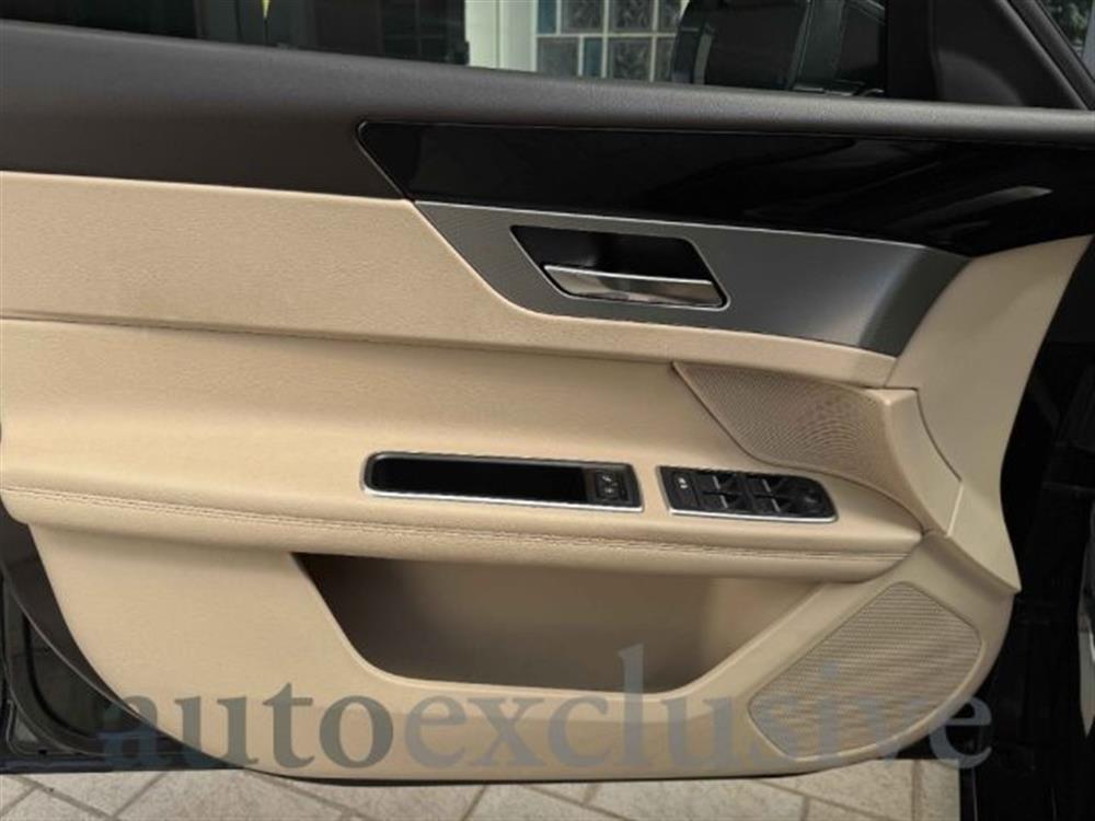 XF XF 2.0 D 180 CV aut. Pr