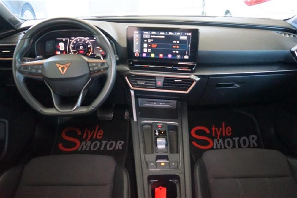 Leon Leon 1.5 Hybrid 150 CV DS
