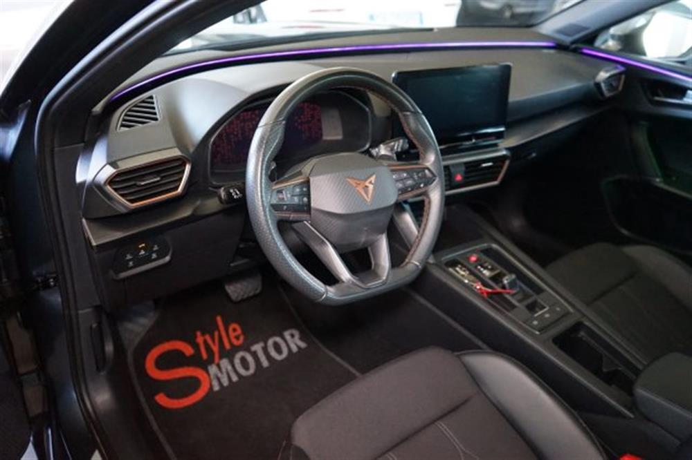 Leon Leon 1.5 Hybrid 150 CV DS
