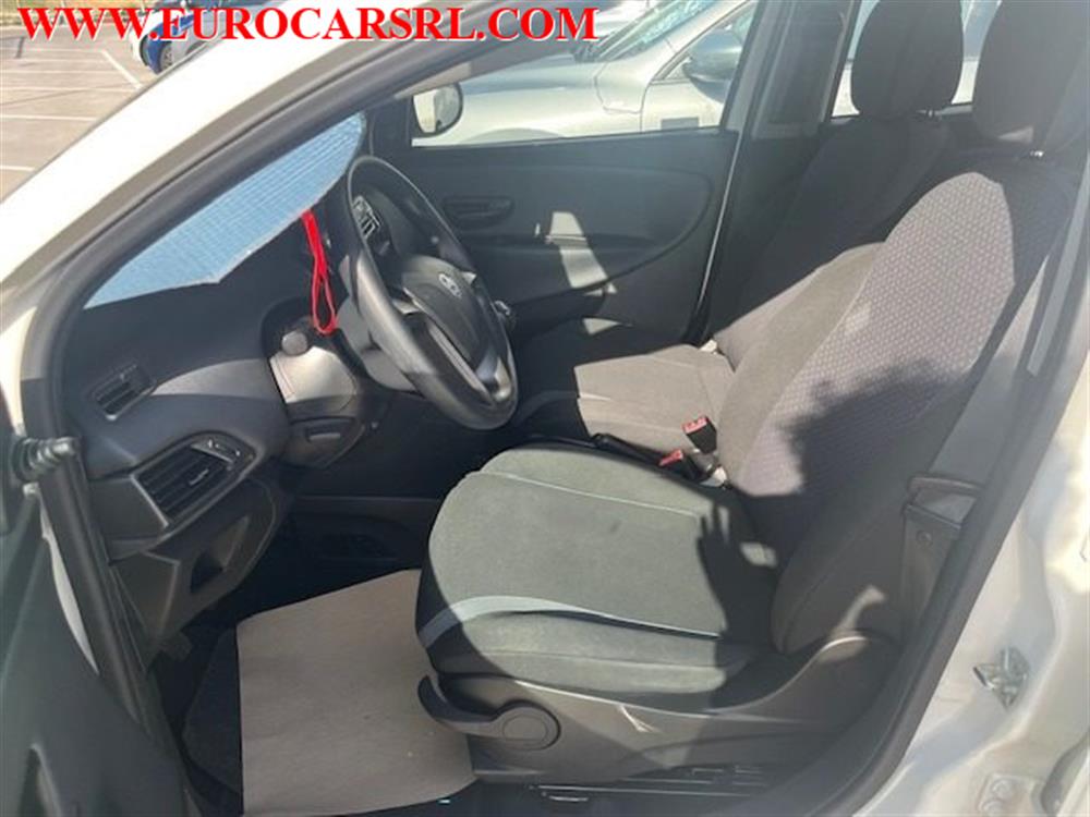 Ypsilon Ypsilon 1.2 69 CV 5 porte Si