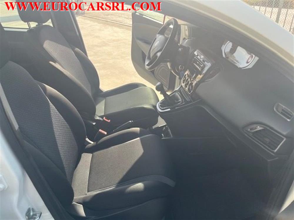 Ypsilon Ypsilon 1.2 69 CV 5 porte Si