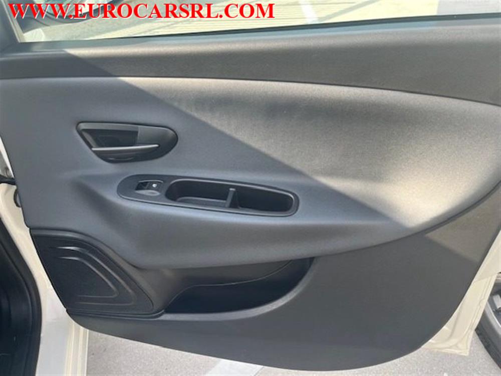 Ypsilon Ypsilon 1.2 69 CV 5 porte Si