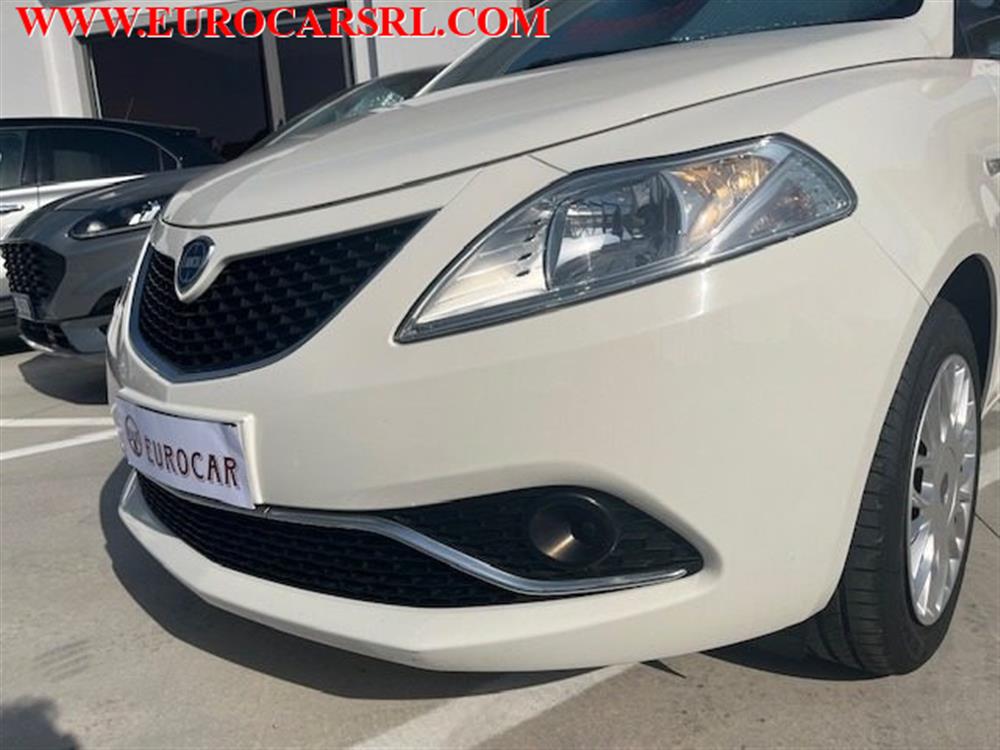 Ypsilon Ypsilon 1.2 69 CV 5 porte Si
