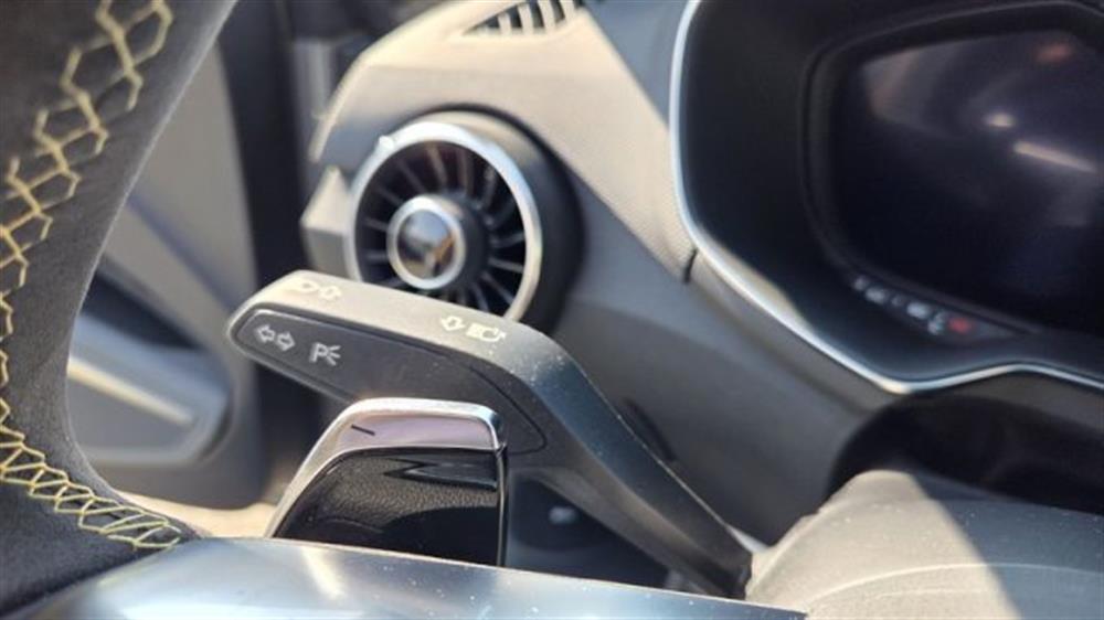 TT RS TT RS Coupé 2.5 TFSI quatt