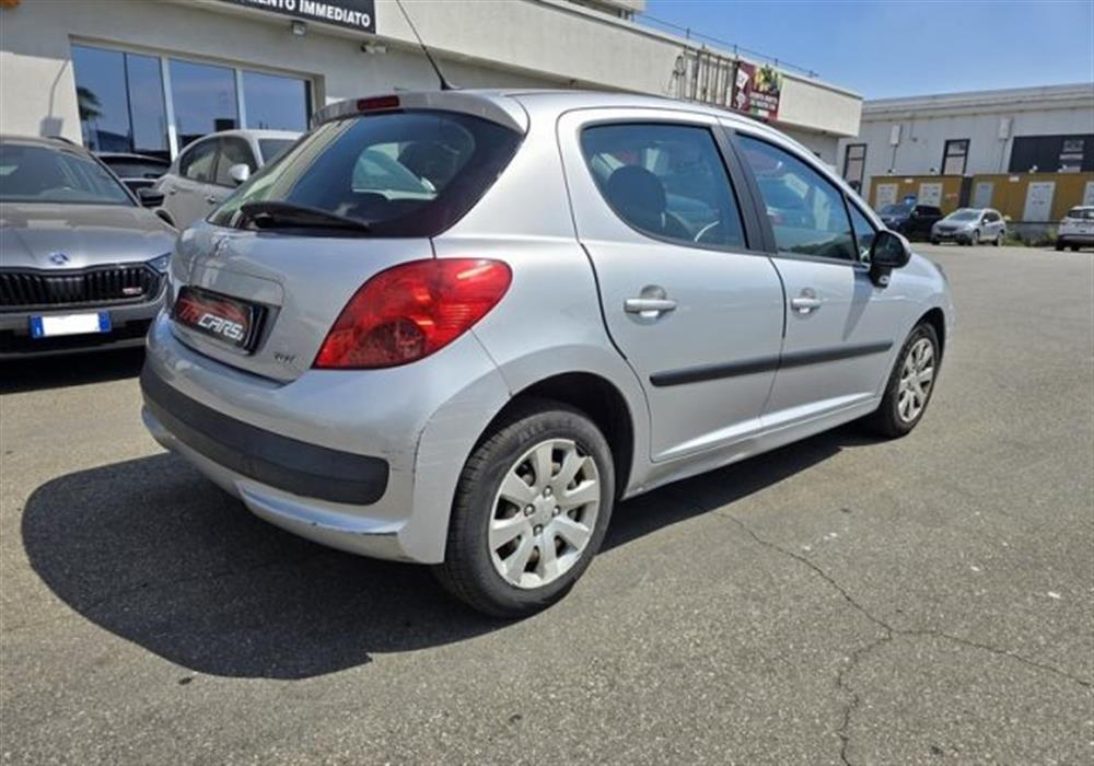 207 207 1.4 75CV NEOPATENTAT