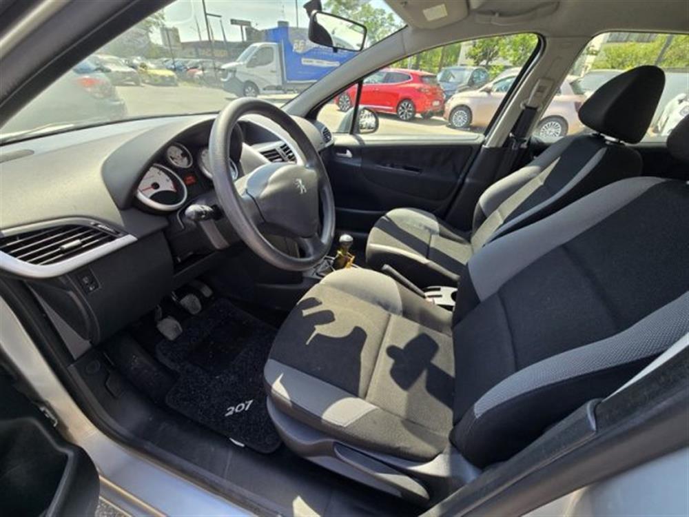 207 207 1.4 75CV NEOPATENTAT