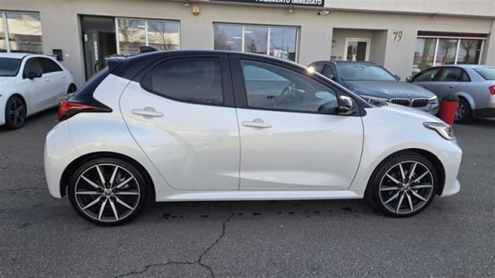 Yaris Yaris 1.5 130 Hybrid 5 por
