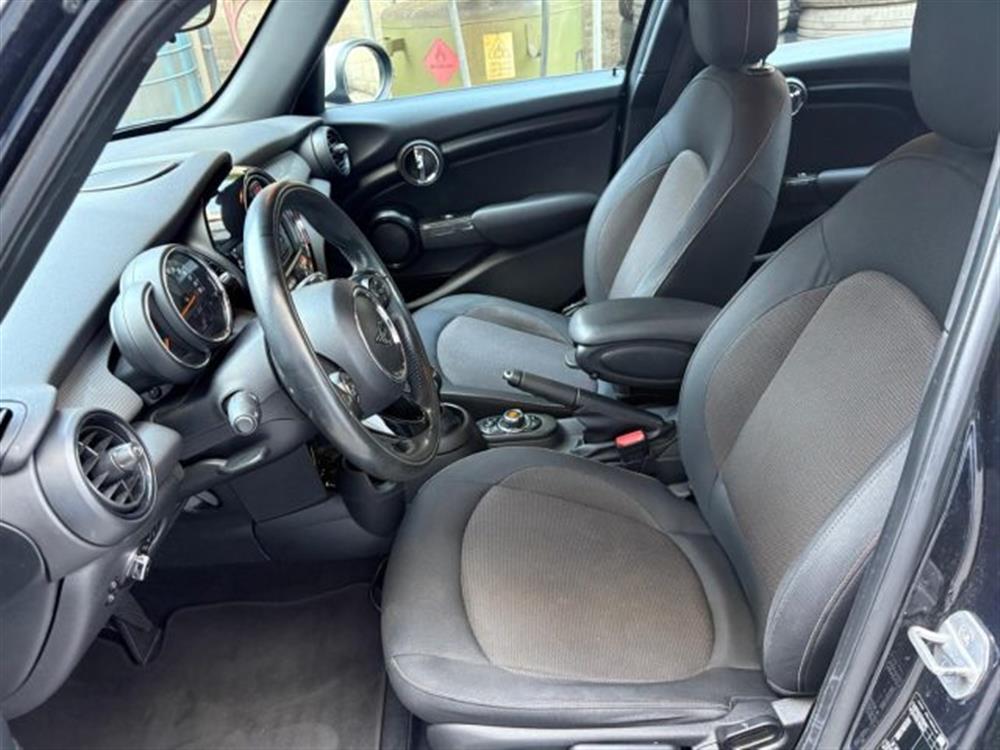Cooper Cooper 1.5 5 porte Aut.