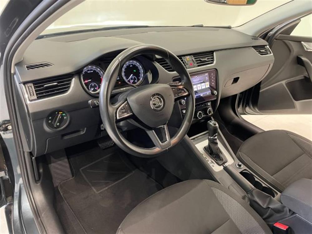 Octavia Octavia 1.6 TDI DSG Wagon Ex