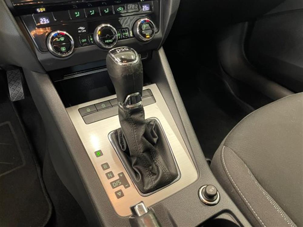 Octavia Octavia 1.6 TDI DSG Wagon Ex