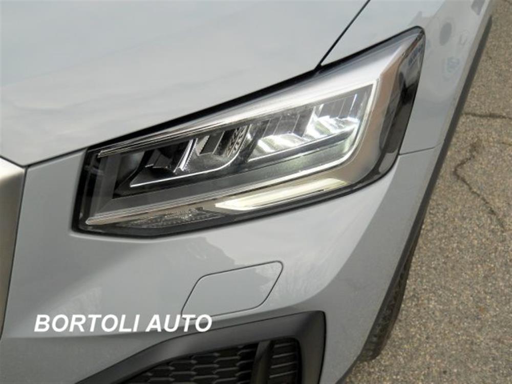 Q2 Q2 30 TDI 28.000 KM S-