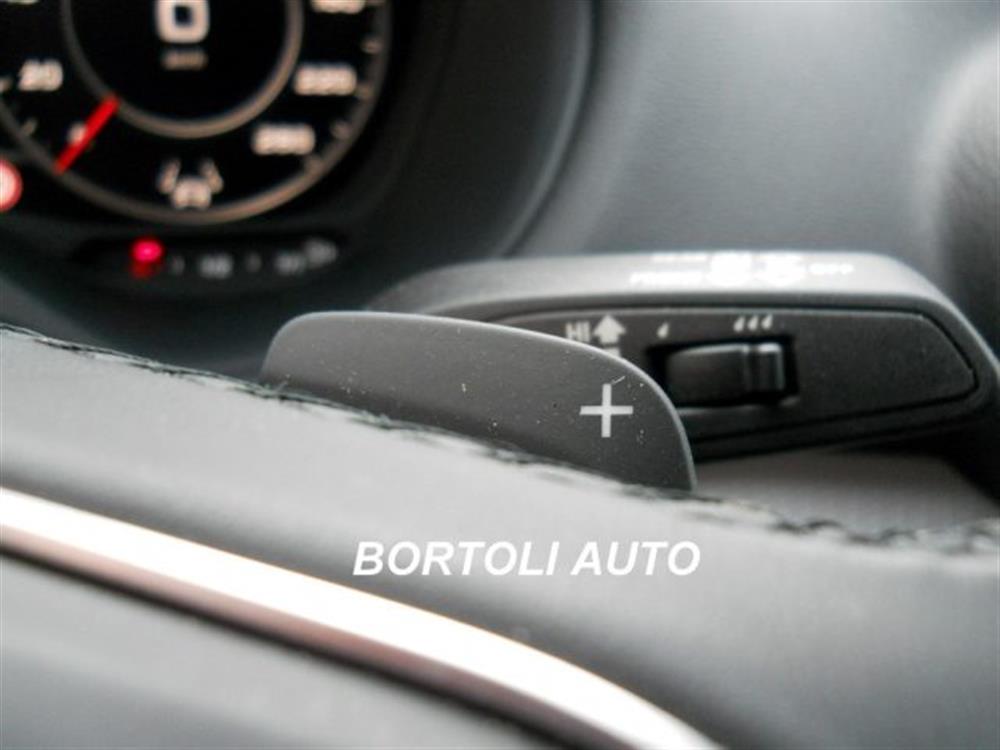 Q2 Q2 30 TDI 28.000 KM S-