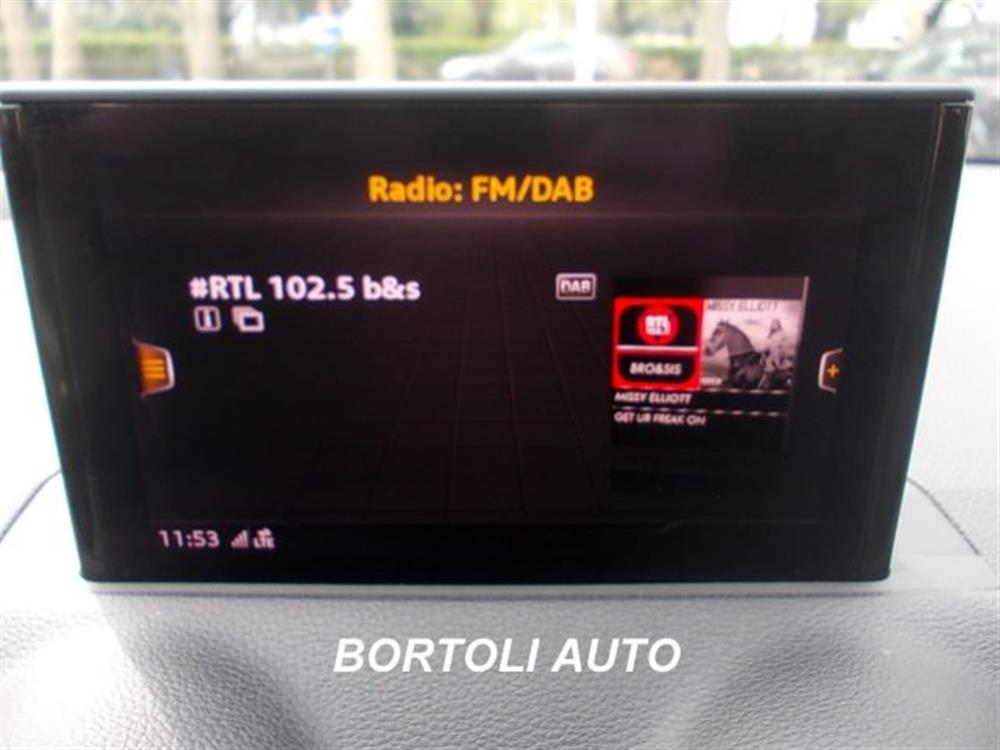 Q2 Q2 30 TDI 28.000 KM S-