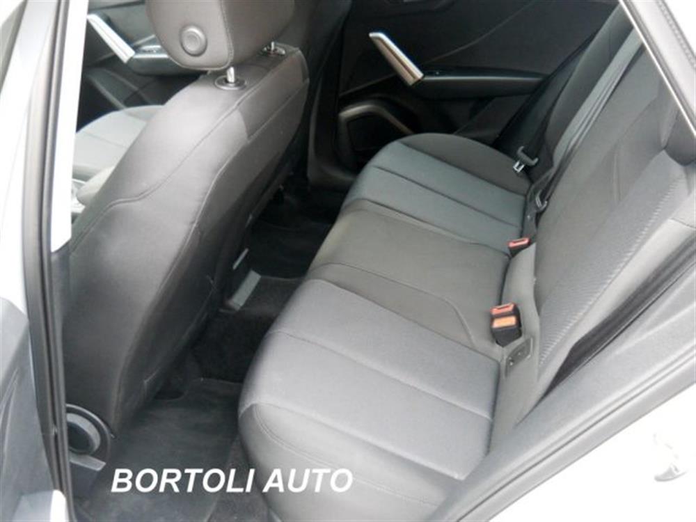 Q2 Q2 30 TDI 28.000 KM S-