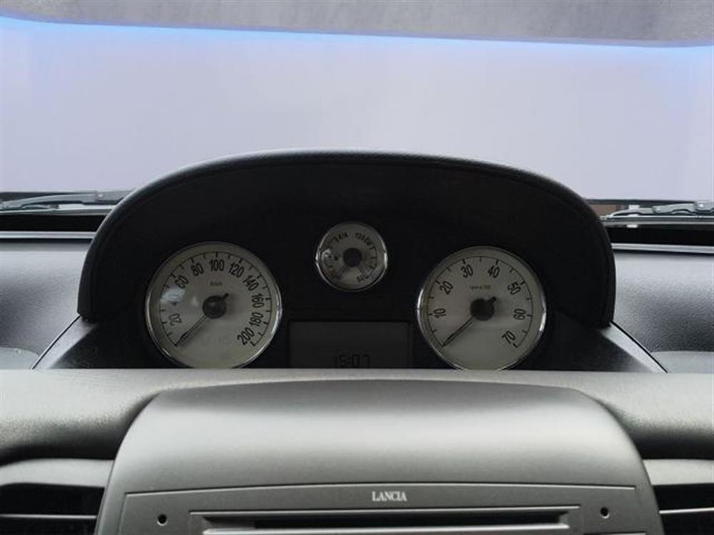 Ypsilon Ypsilon 1.2 Argento