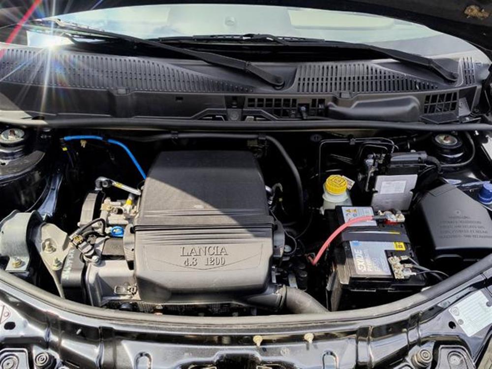 Ypsilon Ypsilon 1.2 Argento