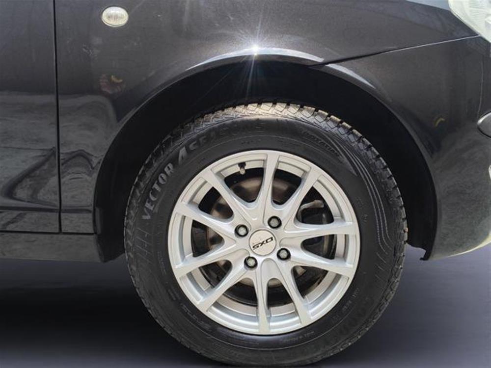 Ypsilon Ypsilon 1.2 Argento