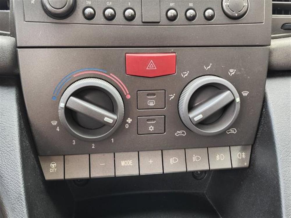 Ypsilon Ypsilon 1.2 Argento