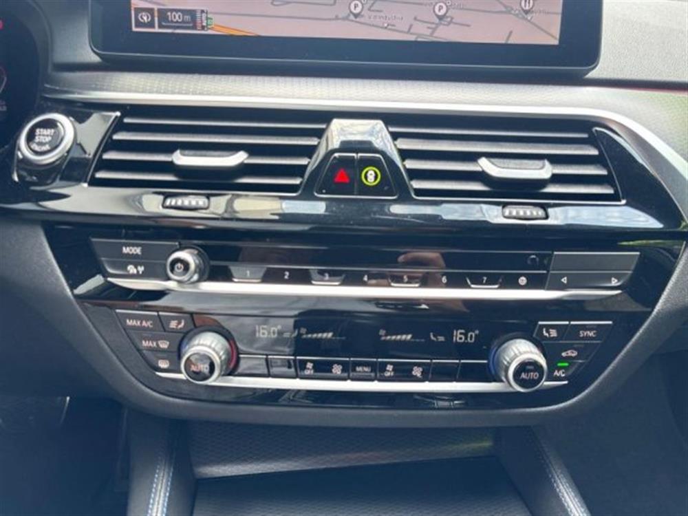 520 520 d 48V Touring Msport