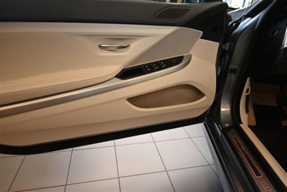 640 640 i CABRIO FUTURA AUTO