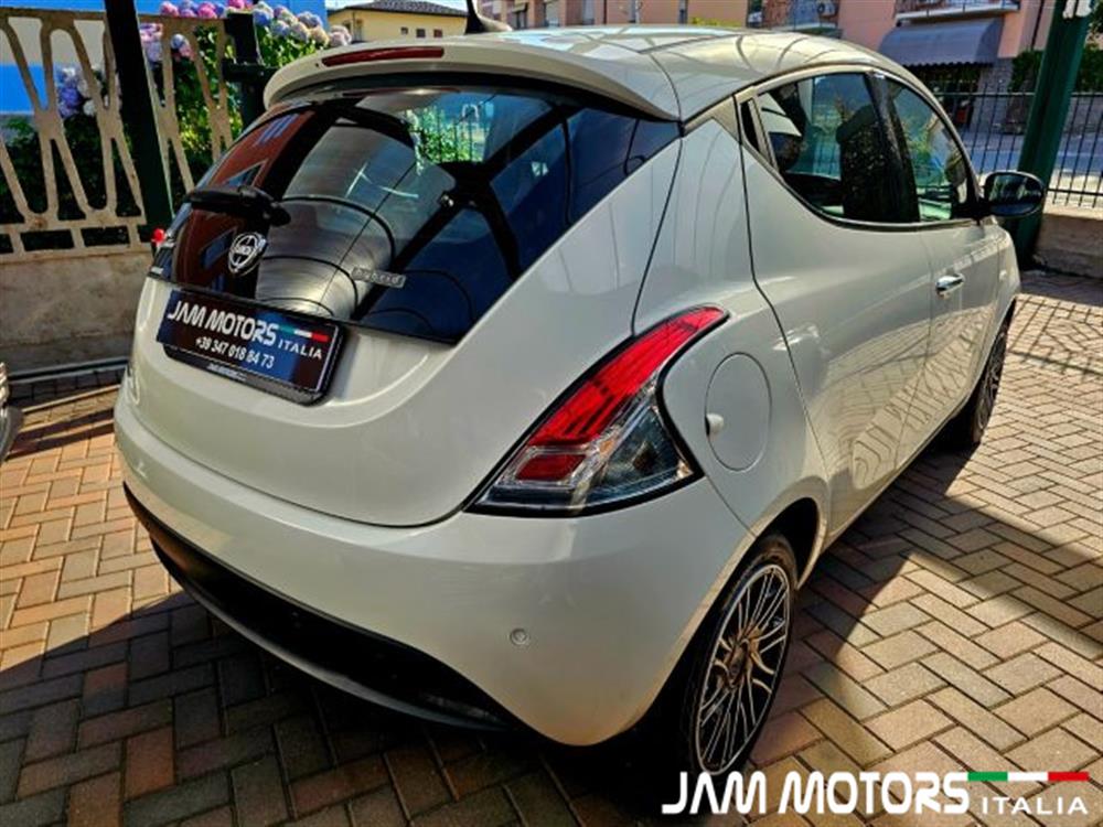 Ypsilon Ypsilon 1.0 FireFly 5 porte