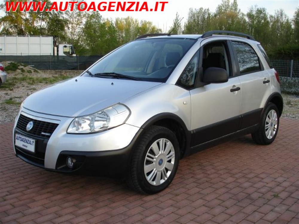 Sedici Sedici 1.9 MJT 4x4 Dynamic.