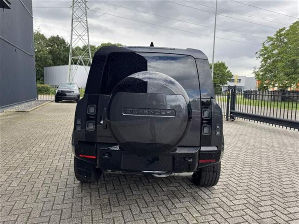Defender Defender 110 3.0D I6 350 CV A