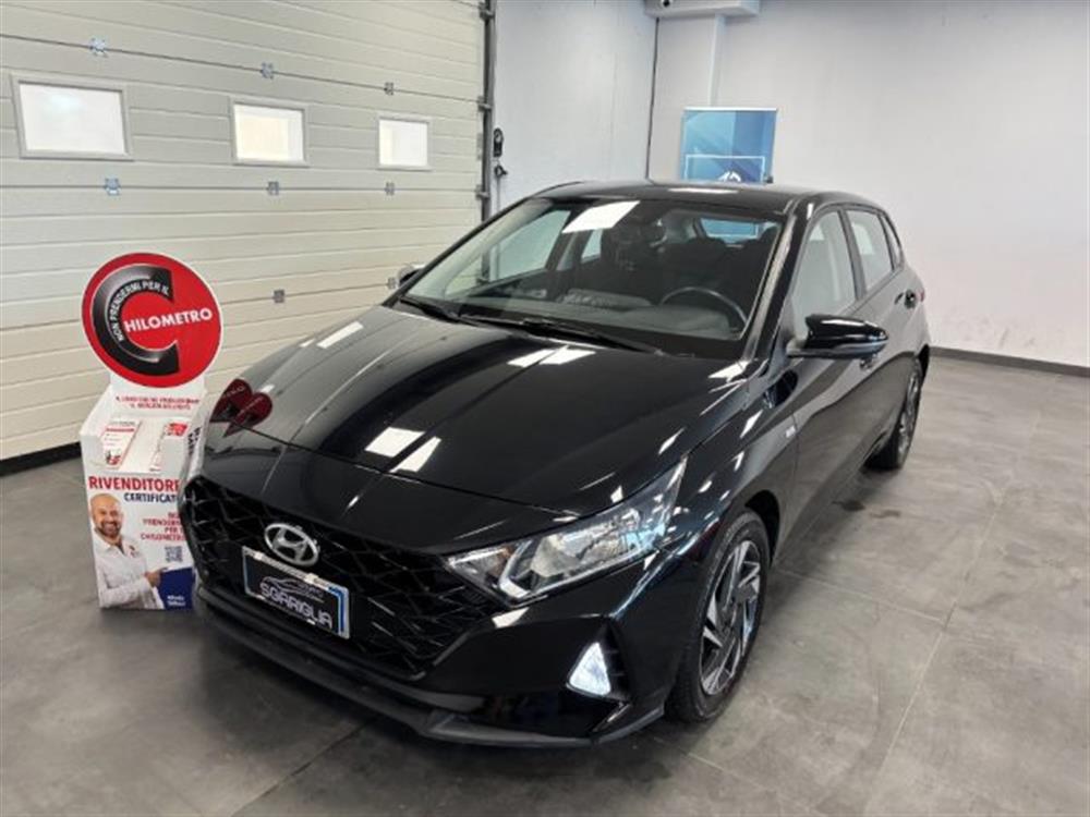 i20 i20 1.0 Benzina Ibrido 4