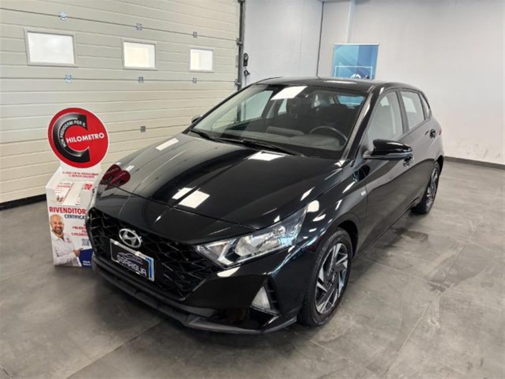 i20 i20 1.0 Benzina Ibrido 4