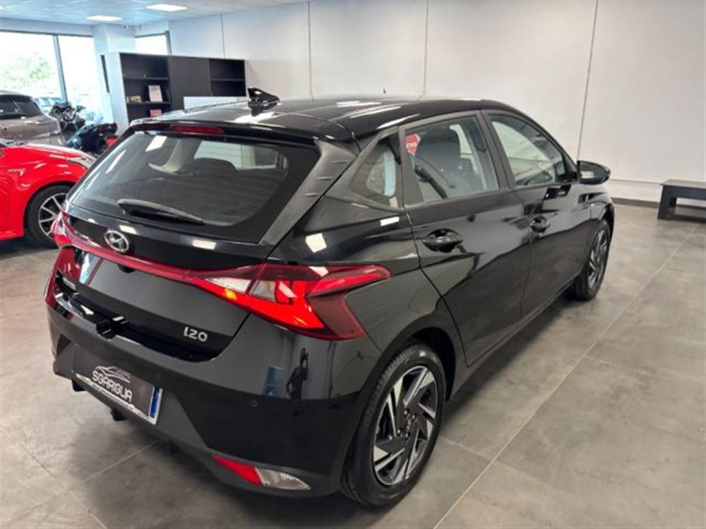 i20 i20 1.0 Benzina Ibrido 4
