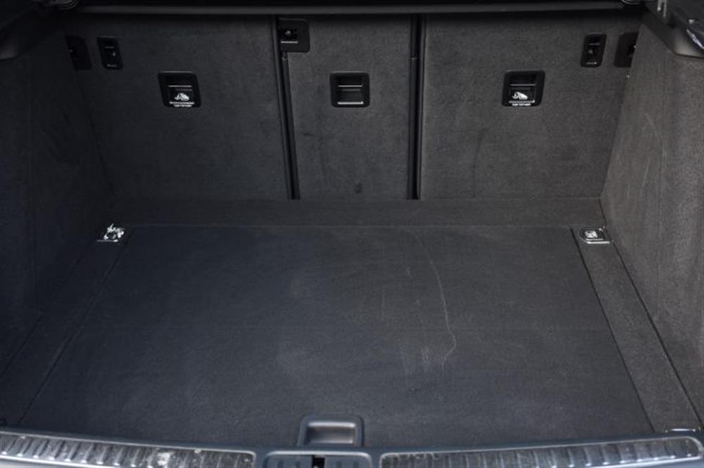 Macan Macan 2.0 T *PDLS*CARPLAY*