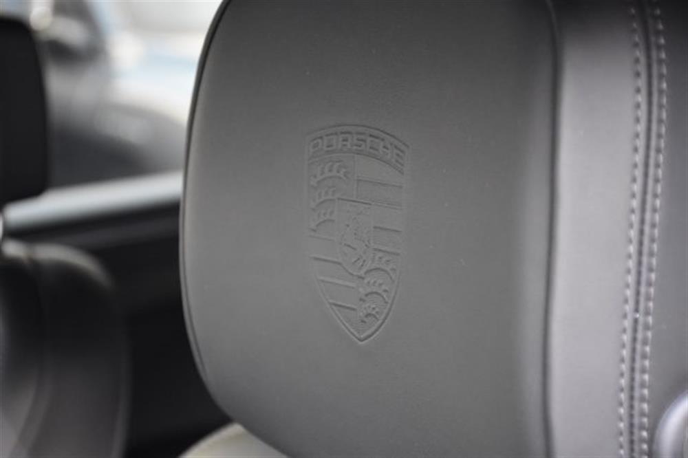 Macan Macan 2.0 T *PDLS*CARPLAY*