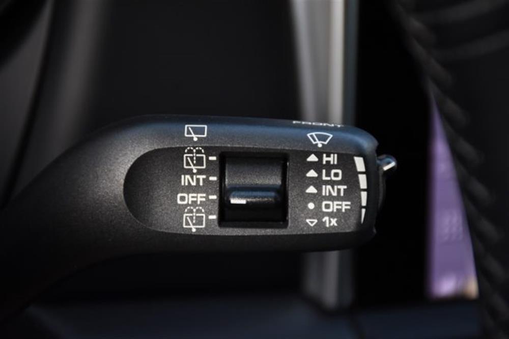 Macan Macan 2.0 T *PDLS*CARPLAY*