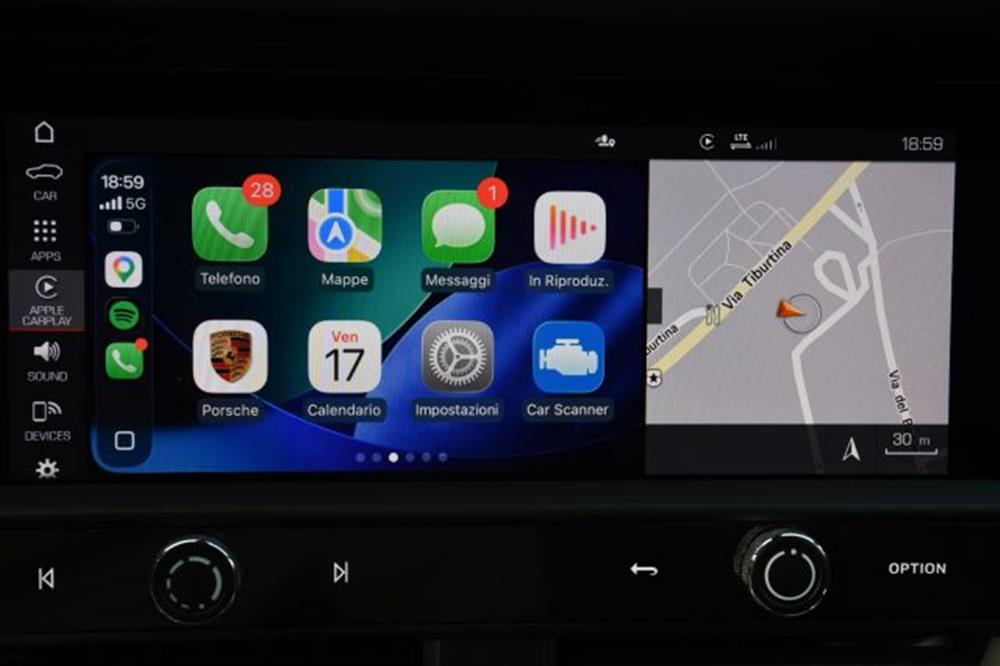 Macan Macan 2.0 T *PDLS*CARPLAY*