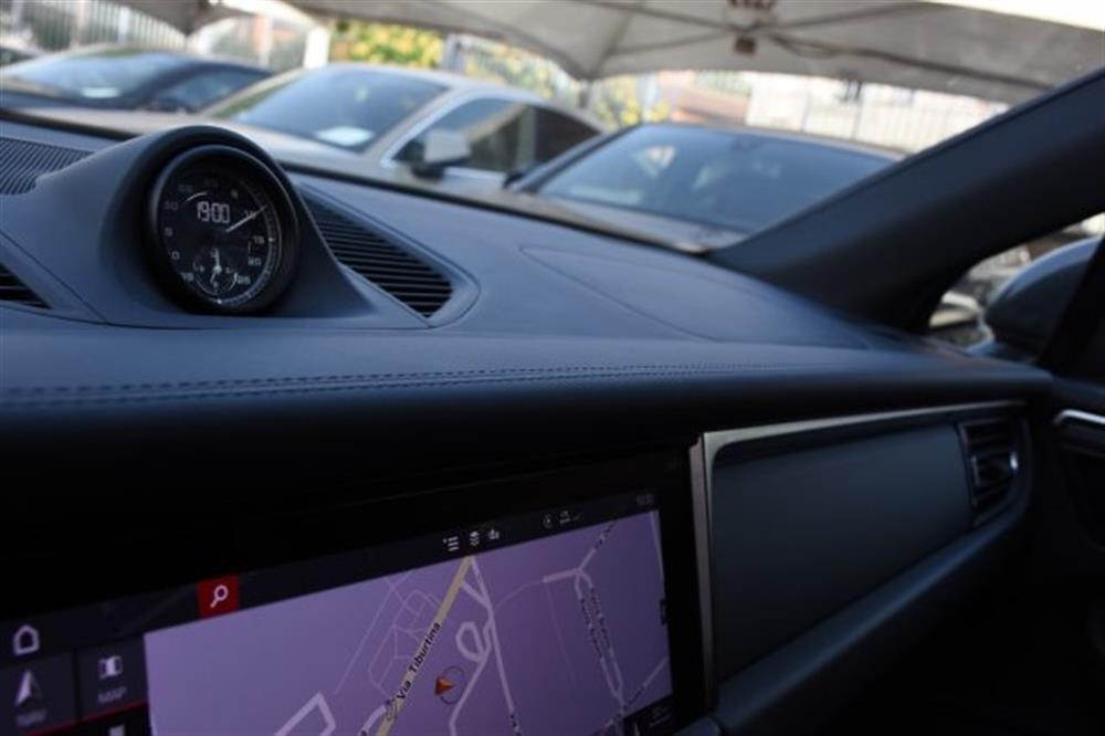 Macan Macan 2.0 T *PDLS*CARPLAY*