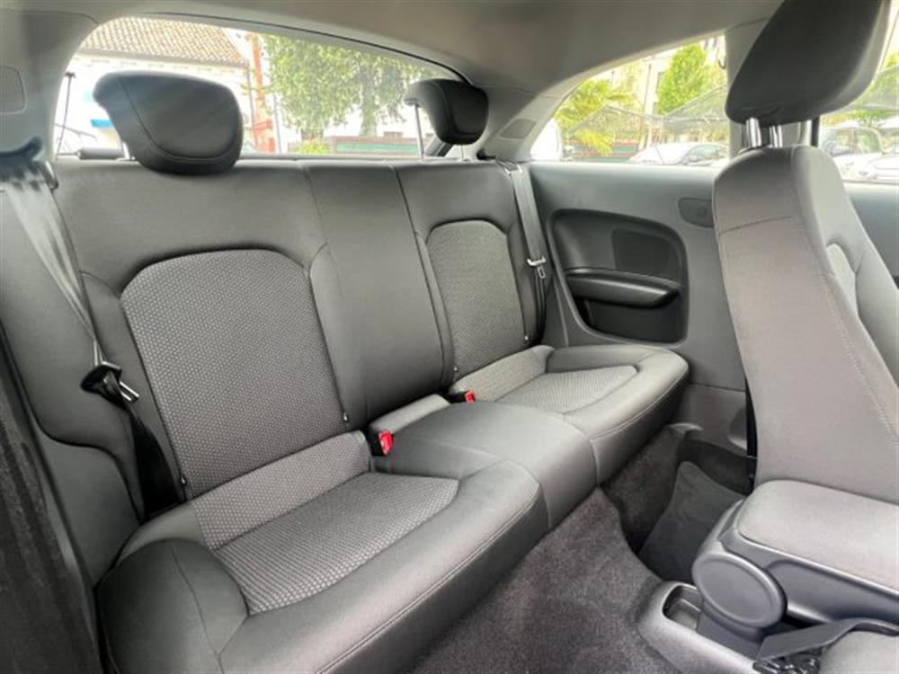 A1 A1 1.0 TFSI ultra Admir