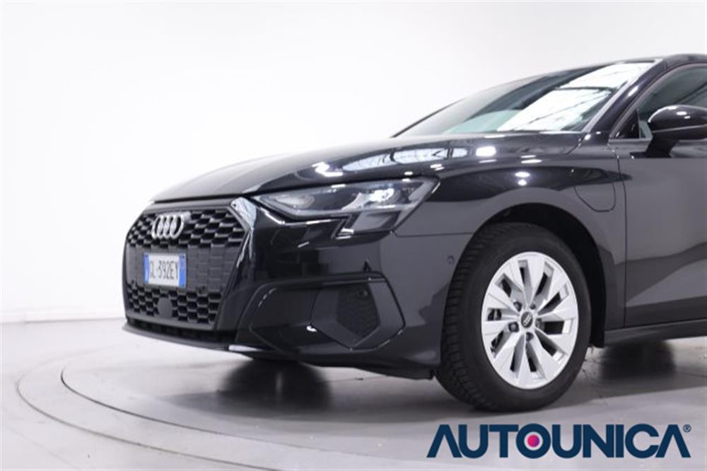 A3 A3 SPB 40 TFSI E S TRON