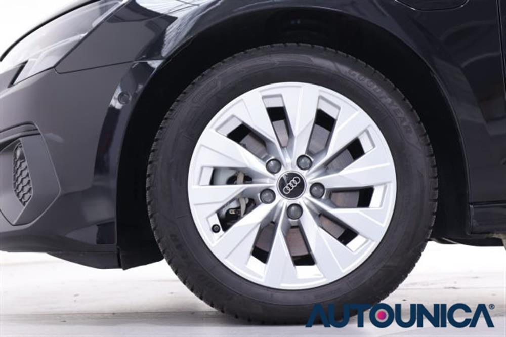 A3 A3 SPB 40 TFSI E S TRON