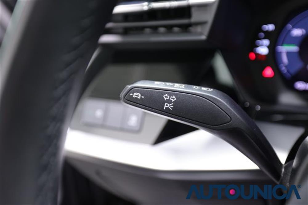 A3 A3 SPB 40 TFSI E S TRON